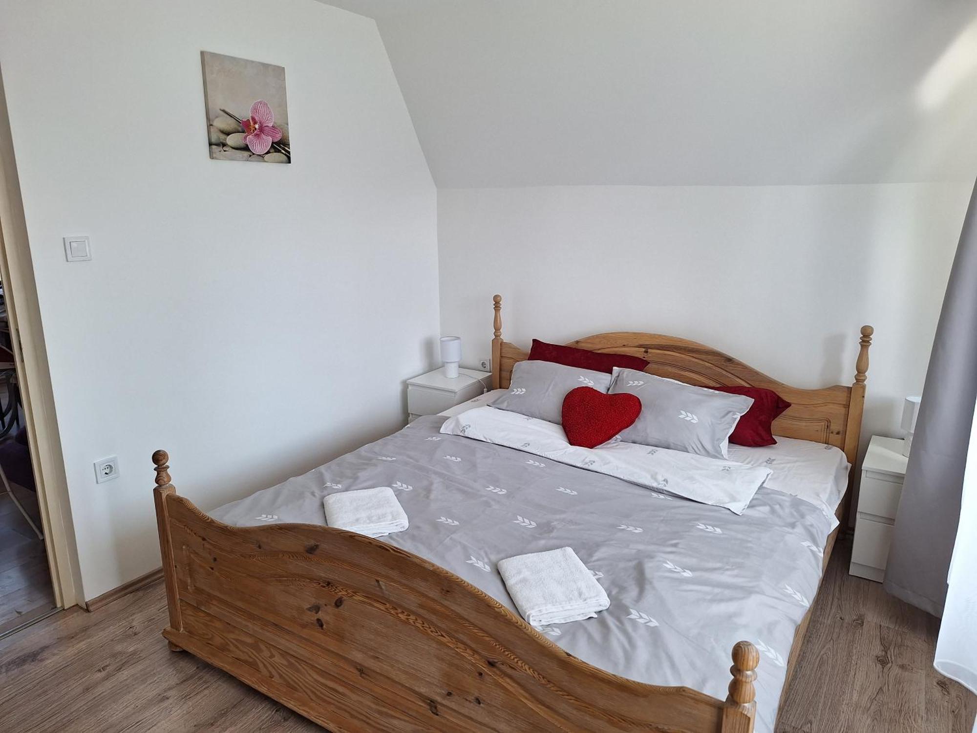 Nikolett Apartman Hajdúszoboszló Exterior foto