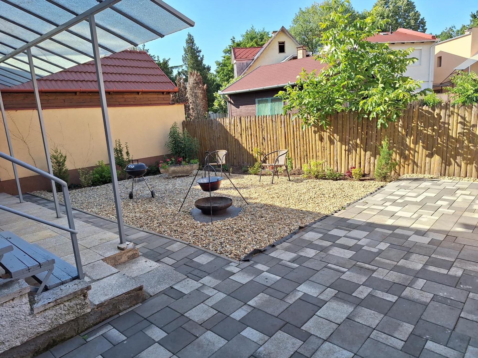 Nikolett Apartman Hajdúszoboszló Exterior foto